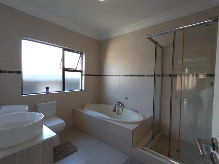 4 Bedroom Property for Sale in Shellyvale Free State